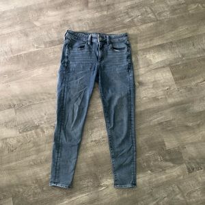 American Eagle high wasted skinny jeans